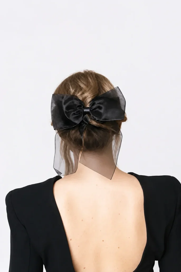 Aida Bow